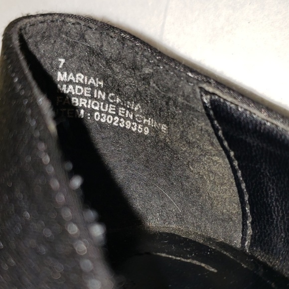 Womens black pumps George size 7. Gently used - Picture 3 of 4